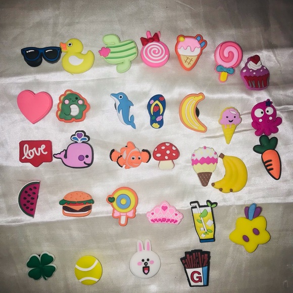 happy summer 31 pcs Cute Girls Decorative Charms ForClogs Sandals Bubble Slides - Picture 8 of 9